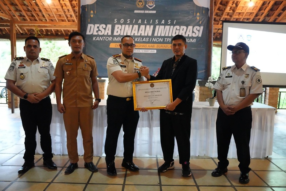 Cegah Warga dari Migrasi Ilegal, Imigrasi Sukabumi Kukuhkan Desa Cireunghas sebagai Desa Binaan 2026
